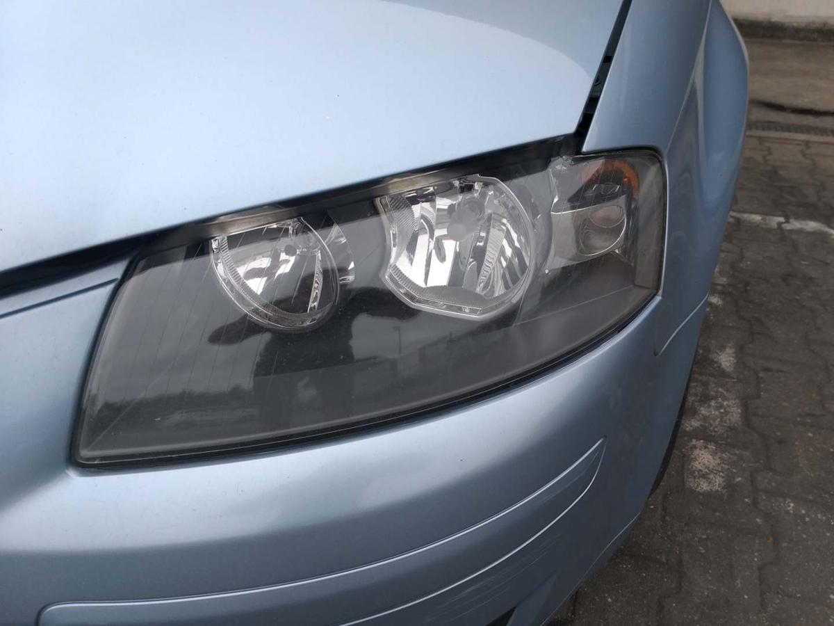 Audi A3 8P original Scheinwerfer vorn links Halogen Bj.2004
